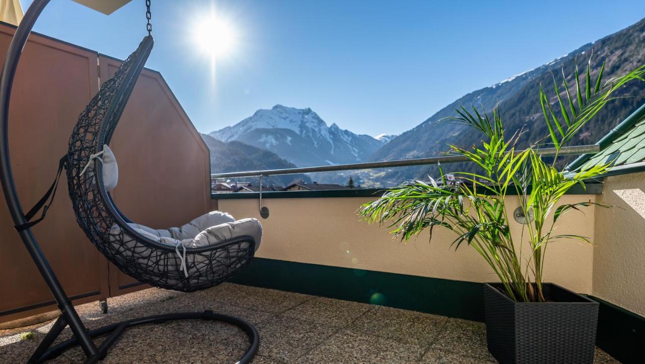 Apparthotel Sonnenhof Mayrhofen Exterior photo