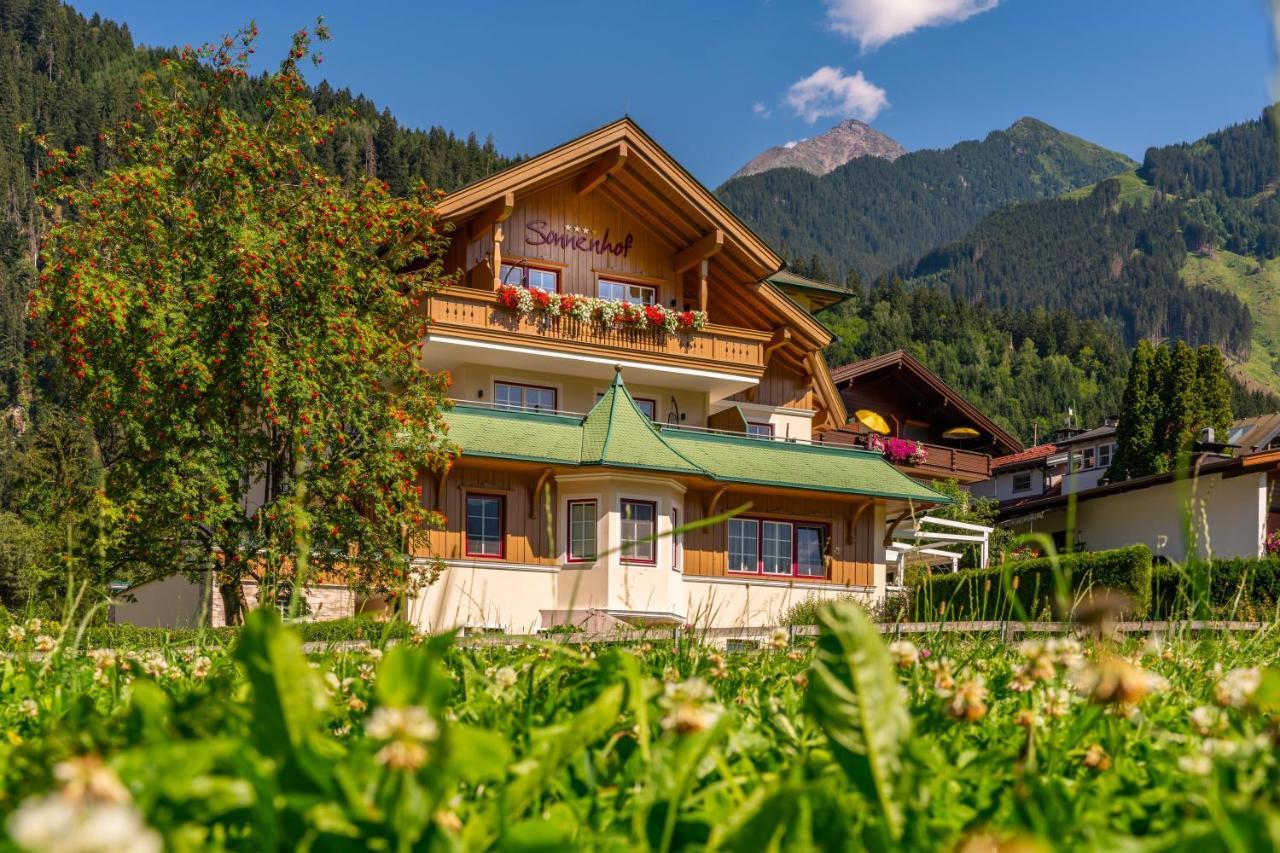 Apparthotel Sonnenhof Mayrhofen Exterior photo