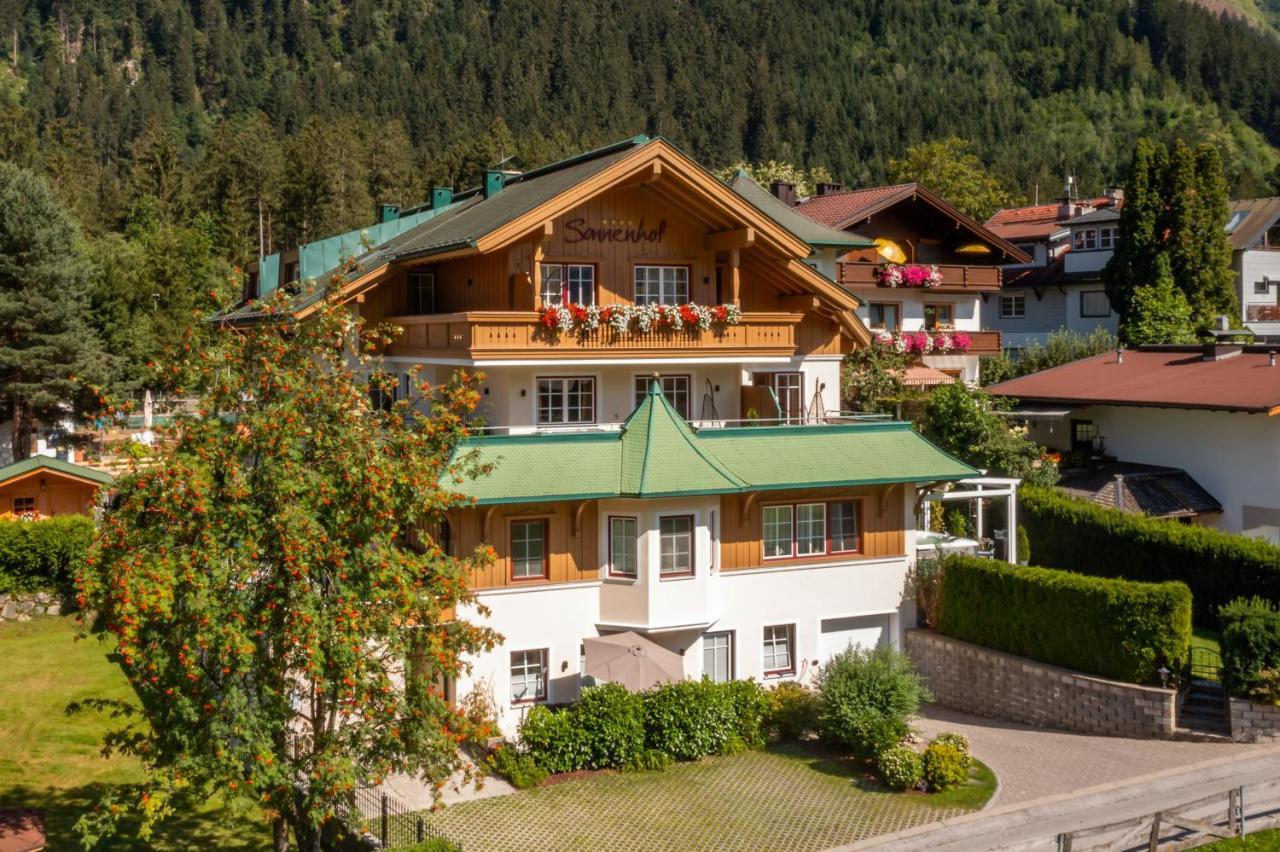 Apparthotel Sonnenhof Mayrhofen Exterior photo