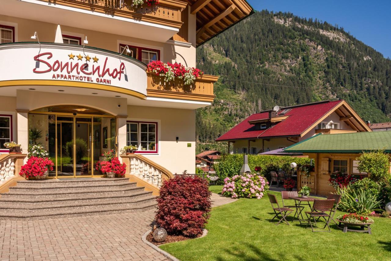 Apparthotel Sonnenhof Mayrhofen Exterior photo
