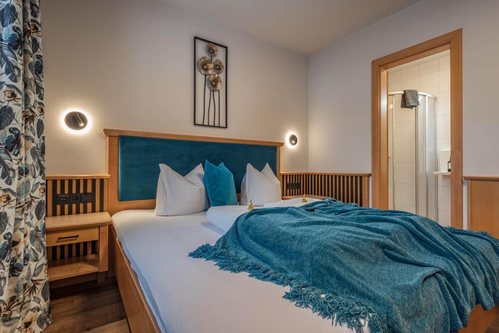 Apparthotel Sonnenhof Mayrhofen Exterior photo